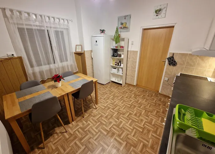 Saso & Oda ve Kahvaltı Ljubljana